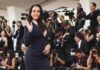 Georgina Rodríguez desfila en traje por la alfombra roja de la Mostra