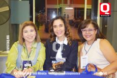 Laura Rangel,  Yolanda Fuentes y Vero Collazo