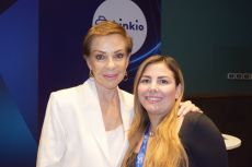 Marta Sahagún y Gabriela Lara