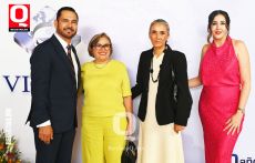 Rodolfo Guadarrama, Silvia Ávila, Rosa María Ávila y Elena Ramírez