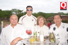 Alejandro Orozco, Carlos Orozco, Yolanda Cervantes y Carlos Origel