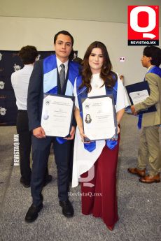 Javier Espinosa y Galia Reyes