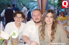 Dylan Muñoz,  Carlos Muñoz y Roxana Arámbula