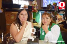 Elizabeth Buenrostro y Angélica de León