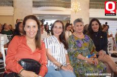 Maecela Martínez,Betty Peréz, Martha Osornio y Elena Noriega