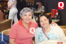 Juanita de la Torre y Virginia de Torre