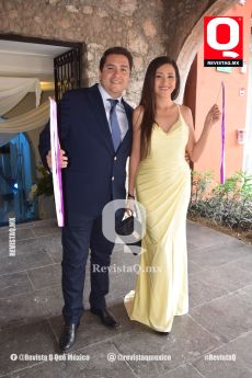 Christian Méndez y Karenina Escudero