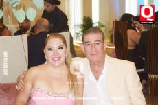 Mary Ruiz y Ricardo Campos