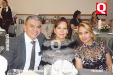 Dr. Jorge Delgado Flores, Martha Mata Frausto y Dra. Yuriko Marlene Delgado Mata