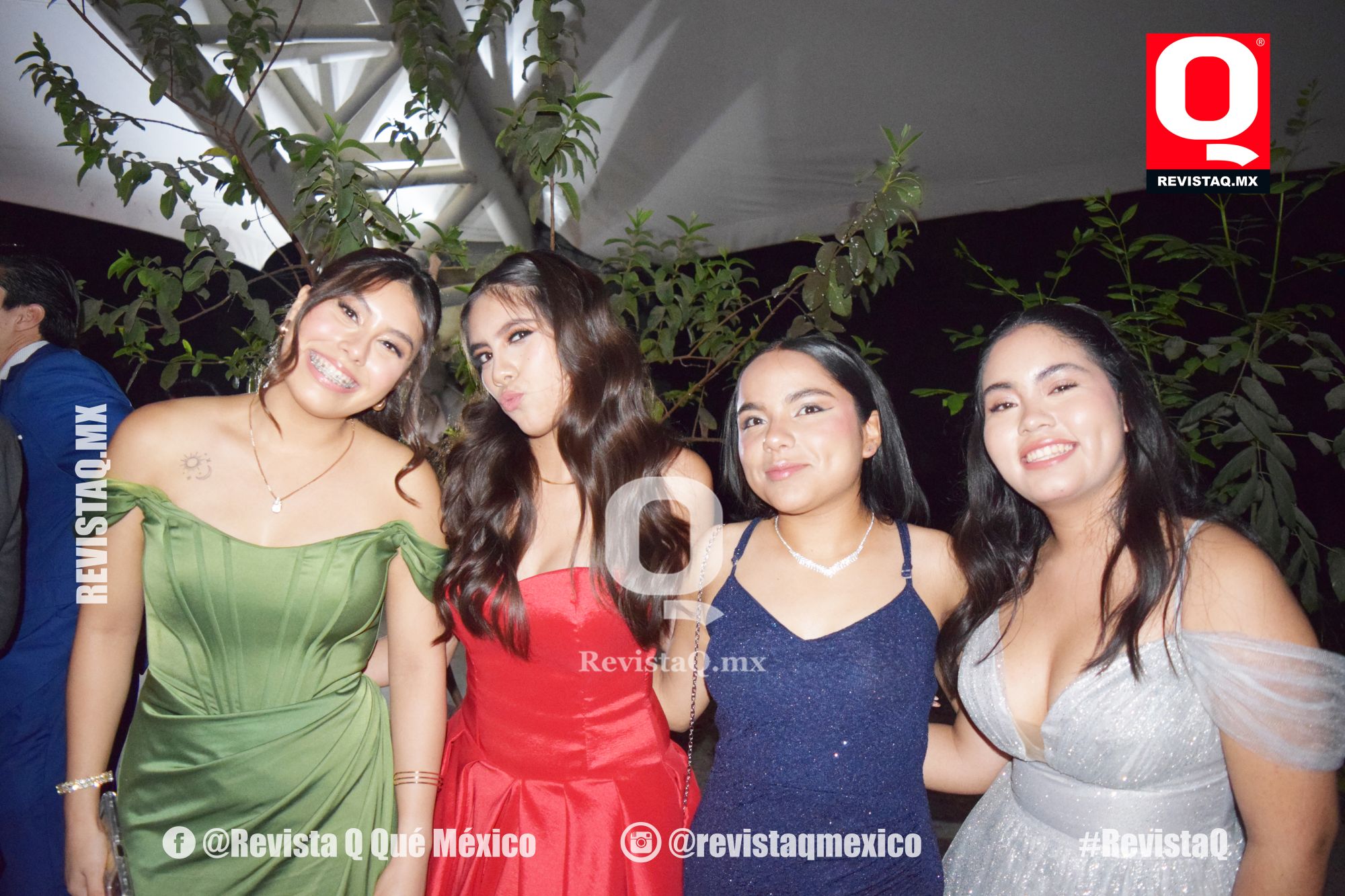 CELEBRAN GRADUACIÓN DE PREPARATORIA - Revista Q
