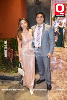 Sofía Terrones y Emmanuel Tostado