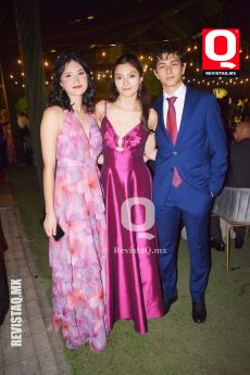 Luz Ruiz, Eren Cancino y Juan Carlos Orozco