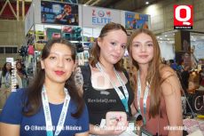 A    Karol Gutiérrez,  Natalia Jacinto y Luciana Martínez