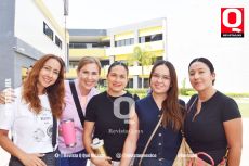 A    Ileana Telles, Denisse Muñoz,  Elvia Valenzuela,  Martha Muñoz y Graciela Villegas
