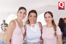 A   Renata Aguirre,  Estefany Brizuela y Erika Ramírez