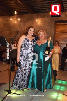 Beatriz Balleza y Norma Quintero