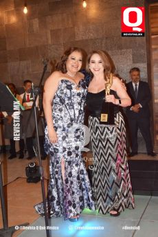Beatriz Balleza y Vanessa Montes de Oca