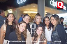 Paola Ontiveros, Jannette Gandy, Koko Pimentel,  Cynthia Castro,  Arantza Soriano, Ruth Lubeski y Nancy Estrada