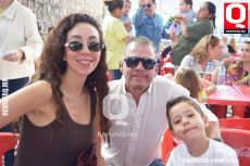 A   Fernando Magaña y Samantha García