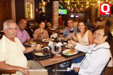 José Calderón,  Alejandro Calderón,  Nancy López,  Óscar Flores,  Montserrat Calderón y Elena Hernández