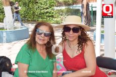 Rosalba Navarro y Natalia Barrón