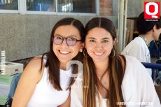 Regina Ortiz y Jessica García