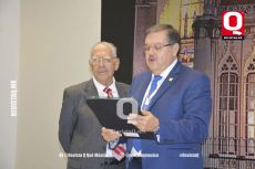 El Dr. Benjamín Gallo junto al Dr. Héctor Flores
