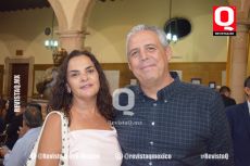 Irina Velarde y Alejandro Andrade