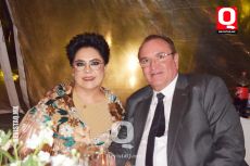 Angélica Barroso y Fernando Reynoso