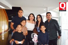 El portero Poncho Blanco y Familia