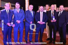 A   Lic. Christian Serna, Lic. Víctor Sánchez, Lic. Héctor Tinajero, Lic. Jorge Trejo, Paquito, Enrique Durán Llamas y Enrique Durán Córdova