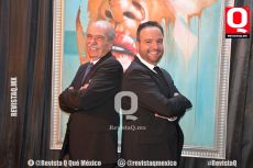 A   Lic. Enrique Durán Córdova y Enrique Durán Llamas, padre e hijo en los Premios Q