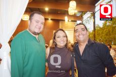 Alexander Laguna,Teresa Martínez y Jonathan Martínez
