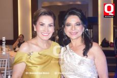 Ma Esther Santos y Olga de la Luz  Hernández