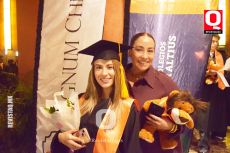 Mafer Córdoba y Mónica Sánchez