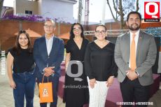 Miss Bere López Gómez, Ignacio Lanuza y Patricia Anaya,Miss Tony Peter de Reynoso, Mtro y Fernando Martínez Navarrete
