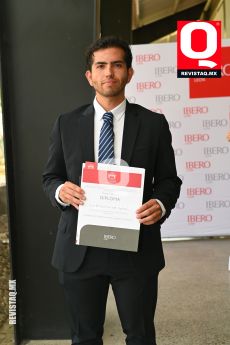 Enrique González