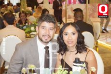 Juan Carlos Gómez y Jessica Mares
