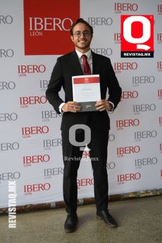 Kristoffer García Torres