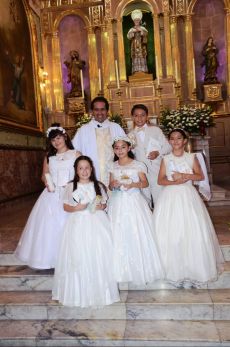 NO CAMA DE AGUA Lucerito Estefanía González, Natalia Vázquez , Constanza y Marcelle Falcón y Marcos Emiliano Roque.