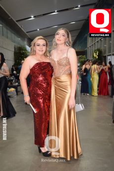 Bárbara Ibarra y  Camila Ibarra