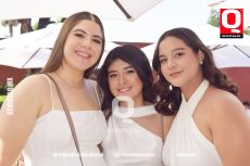 Issa Cisneros,  Ángela Escalante y Valentina León