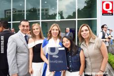 Jorge Totsuka, Andrea Totsuka,  América Totsuka,  Abril Totsuka y Silvia Lira