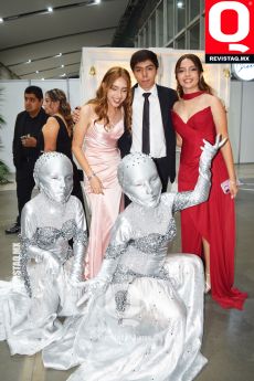 Ángela González,  Juan Pablo González Olio y Sofía González Olivares
