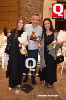 Laura Vela, Luis Humberto Vela y Laura de Vela