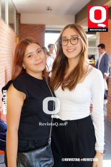 Camila Corona y Karla López