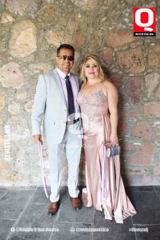 Juan Carlos Hernández y Dominica Granados