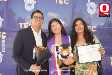 Jorge Escalante,  Sandra Escalante y Sandra Palomares