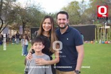 Alan Valencia,  Elsy Moctezuma y David Valencia