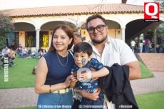 Lucero Falcón,  Nahum Galaviz y Antonio Galaviz